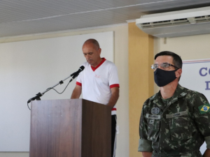 CERIMÔNIAS MILITARES NO COLÉGIO DO VAGÃO