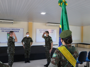 CERIMÔNIAS MILITARES NO COLÉGIO DO VAGÃO