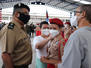 Comandante da Divisão Encouraçada prestigia promoção do Batalhão Escolar