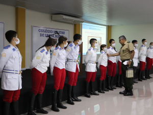 Comandante da Divisão Encouraçada prestigia promoção do Batalhão Escolar