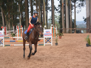 Equipe de hipismo vence II Etapa da Copa Garança